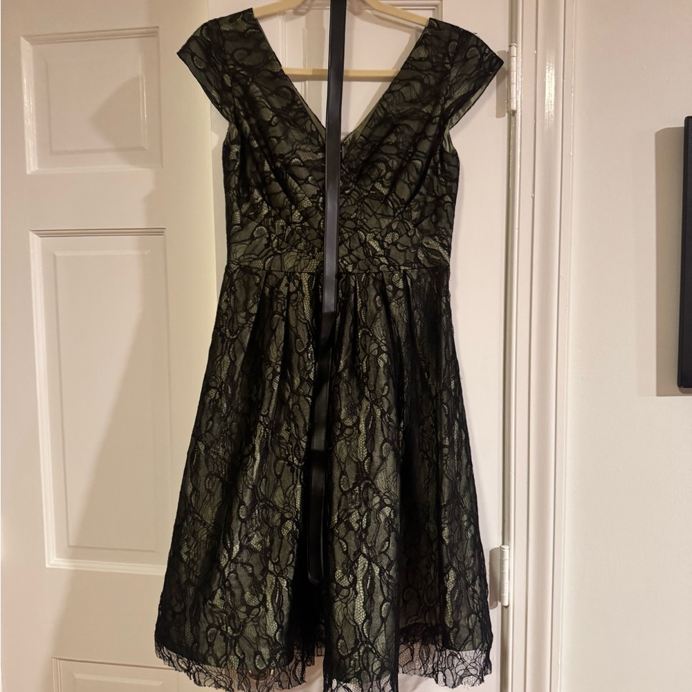 Chetta B Black Fit and Flare Mini Dress V-neck with belt
